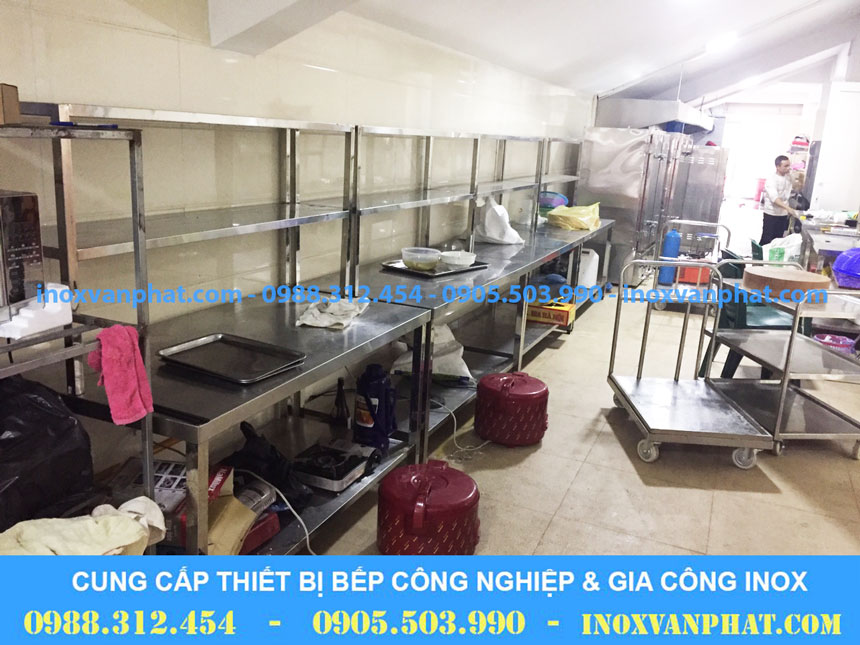 Bàn bếp công nghiệp giá tốt