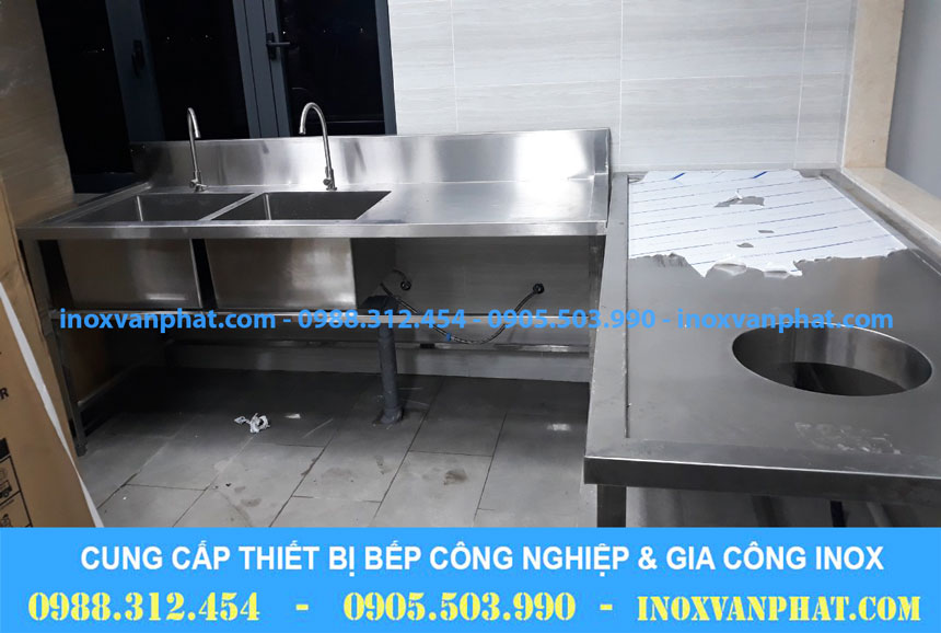 Bàn inox có lỗ xả rác chất lượng
