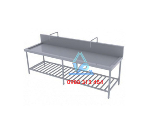 ban-inox-co-voi-nuoc-van-phat-161