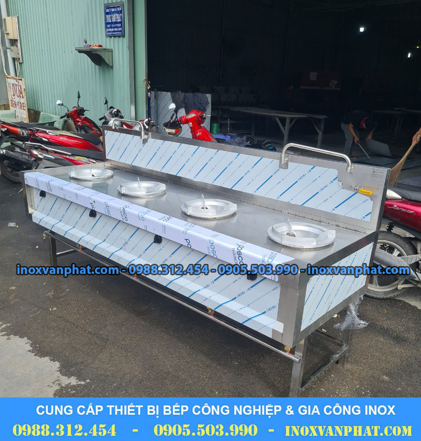 Bếp á công nghiệp sản xuất tại Inox Vạn Phát