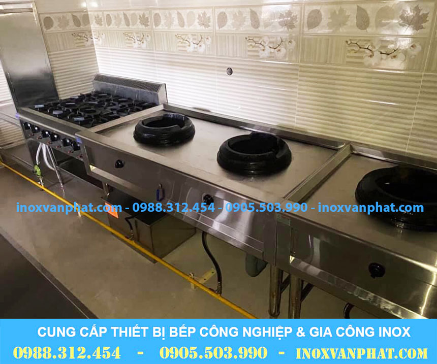 Bếp á công nghiệp áp dụng tại các gian bếp
