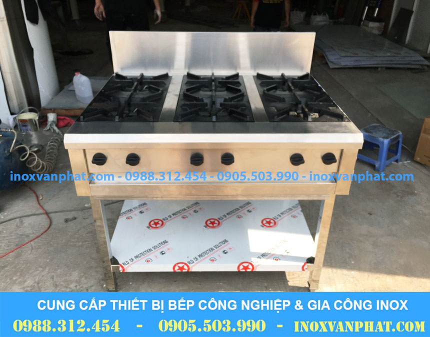 Bếp âu sản xuất tại xưởng Inox Vạn Phát 