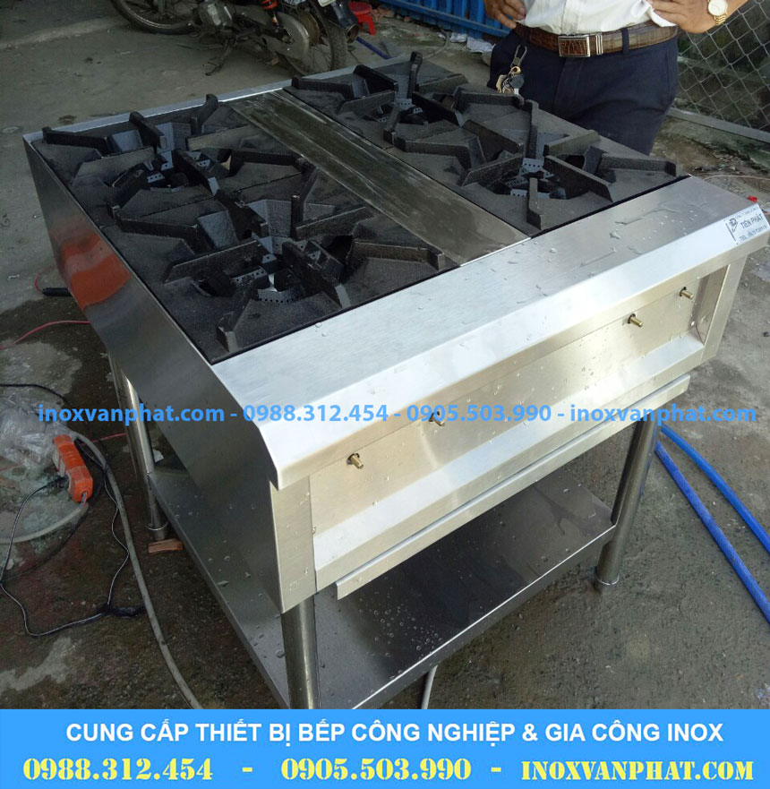 Bếp âu công nghiệp sản xuất tại Vạn Phát