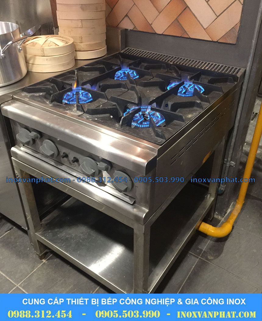 Bếp âu công nghiệp 4 họng 
