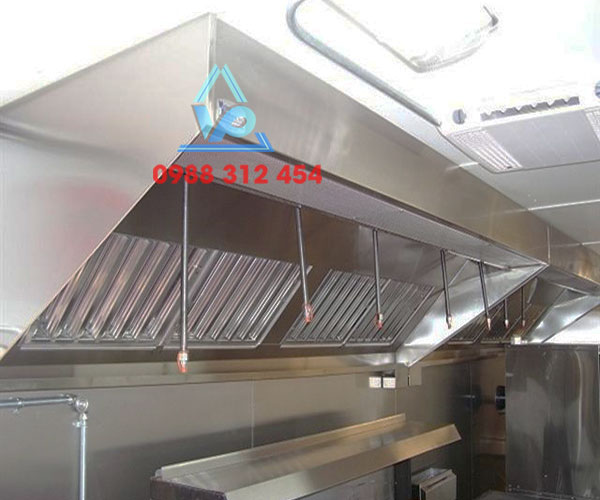 chup-hut-khoi-cong-nghiep-inox