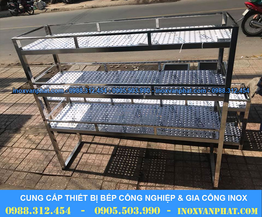 Kệ inox công nghiệp 3 tầng
