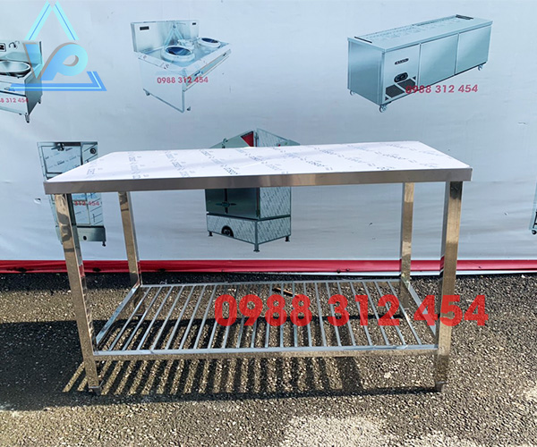 Mẫu bàn inox công nghiệp nào phù hợp không gian sơ chế? mau-ban-inox-cong-nghiep-nao-phu-hop-khong-gian-so-che-213