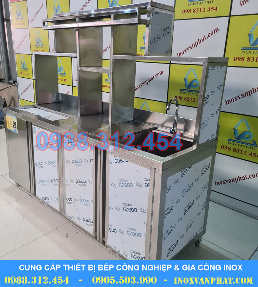 Quầy bar inox hiện đại