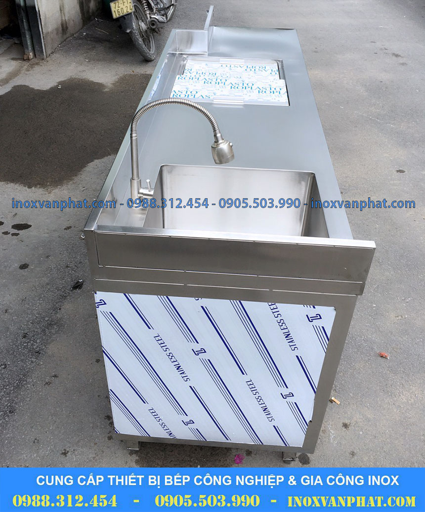 Quầy pha chế inox 