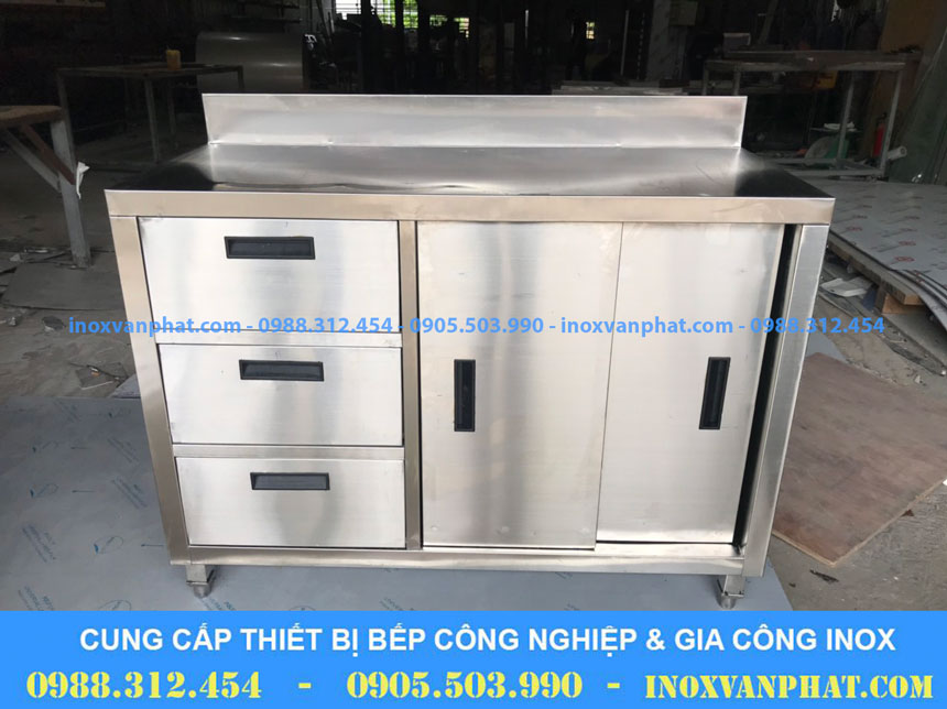 Tủ bếp chất lượng sản xuất tại Inox Vạn Phát