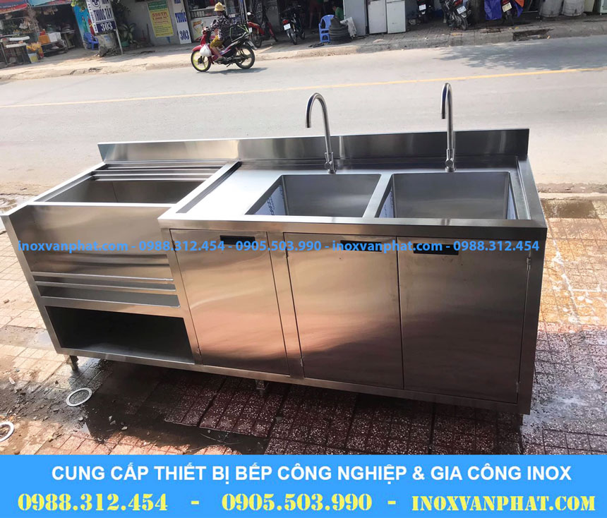 Tủ inox công nghiệp có bồn rửa